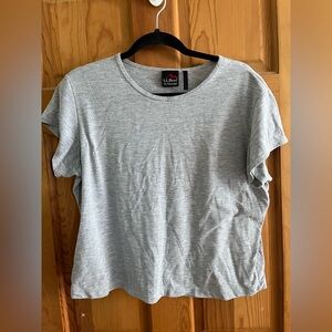 LLBean outdoors women’s Basic Tee Short-Sleeve Crewneck grey Size Large y2k vtg